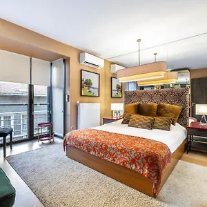 Deger 16 Residences شقة