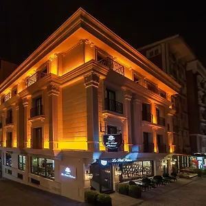 Le Petit Palace - Special Category Istanboel